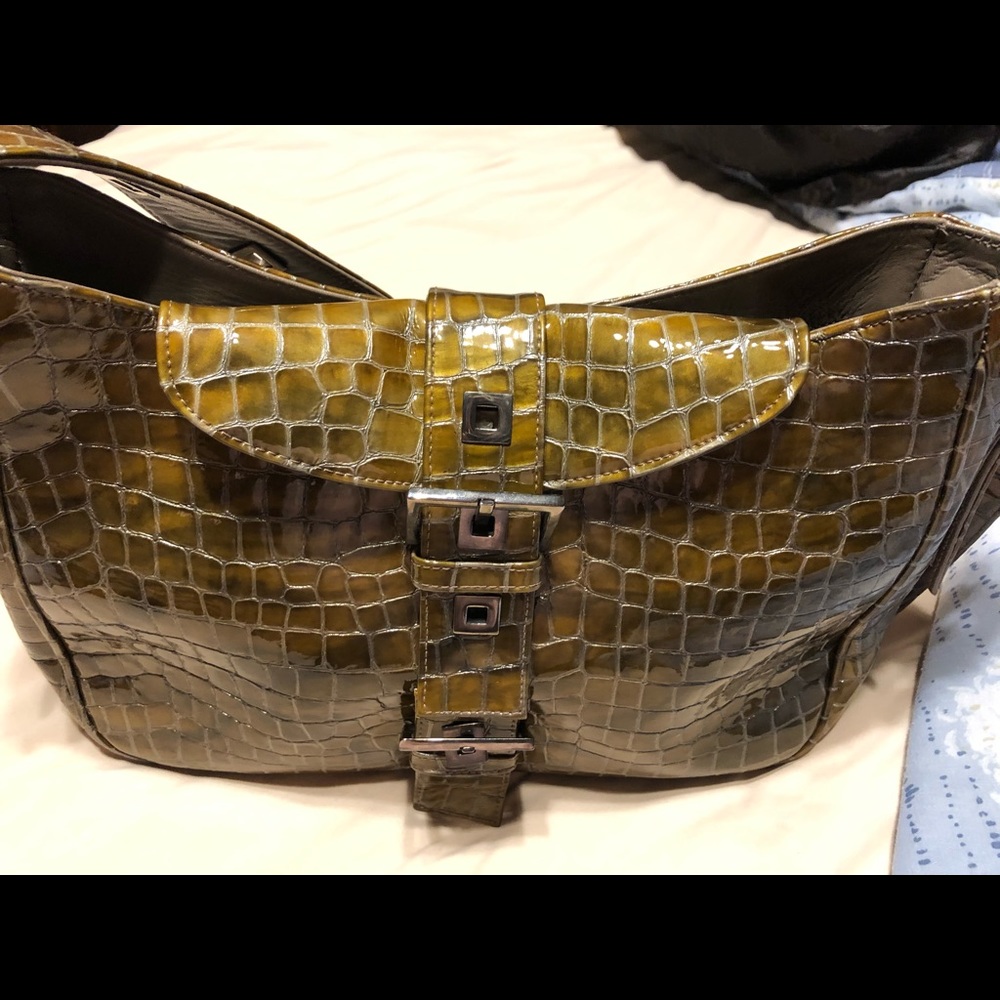 Stuart Weitzman - Picture 6 of 9